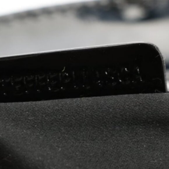 Burberry Leather Shoulder Buckle Studded Shoulder Bag - Picture 5 of 6